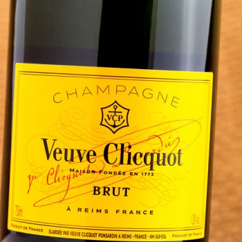 N.V. Veuve Clicquot Brut (Carte Jaune) Champagne